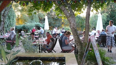 Camping-corneuil-perigord-vert-2