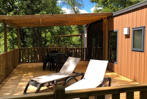 15c0329f1ca65efbe10d847c66685337_Chaletslapelonie