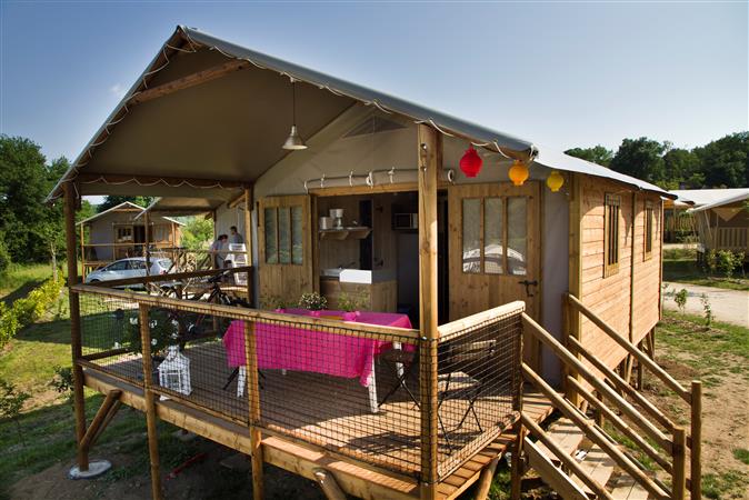 2c756add73fe5070c6759692cfce869b_lerocherdelacaveauborddeleau2