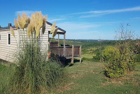 38cc9cc97222ebfae03aad03b2db0224_campingbleusoleilrouffignac4