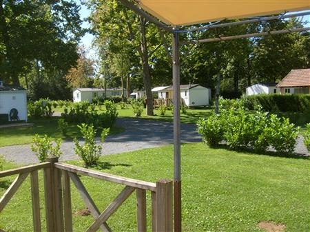 447cbad6eeff52eade936d51cec7551b_Campingleclupeaucherveixcubashautefort2