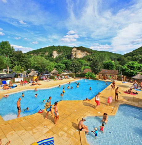 53a5199a302c5fca42383b3fc0f14c60_campinglabouysse3