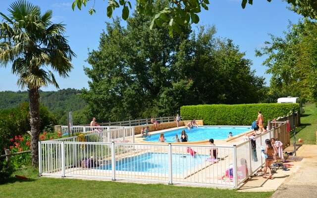 5b3324a55852ab69b54623995ee16367_campingdordogneperigordlafermedelabrauge2