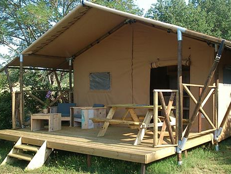 6f5451d52860a47de189ebada6b0176a_campinglaspatrassedordognepiscinetoboggans5