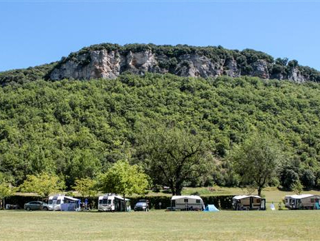 82c2225f8e4228a991563c9506834d99_campingmaisonneuvecastelnaudceou3