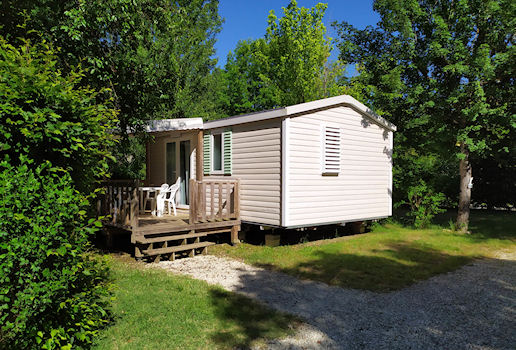 9e2c05c098f8acd96c72e02b65fc8711_Campingdulacdegrolejac2