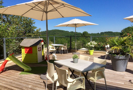 c5917d1d5e5dec66d0e1cbbef50c86fb_Terrasspeelgoed