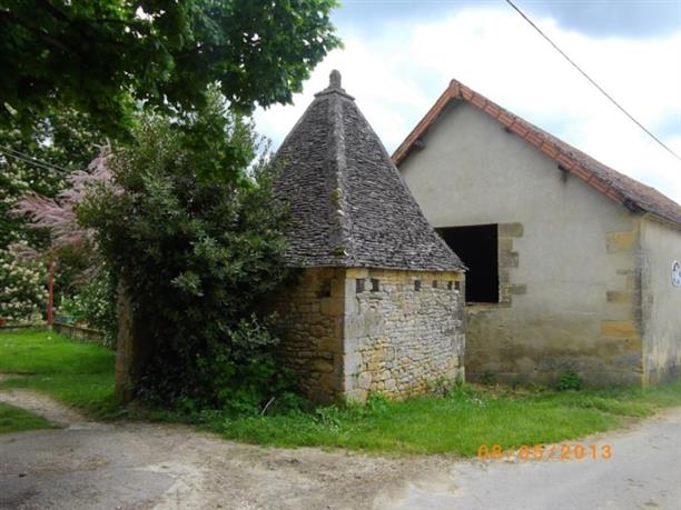 ca75a3f82dee17932aa01097dd00225b_lacatie2