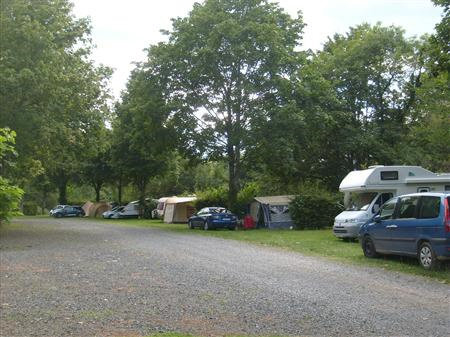 d1133507cdbb89f5cf17d42ec0845de4_Campingleclupeaucherveixcubashautefort1