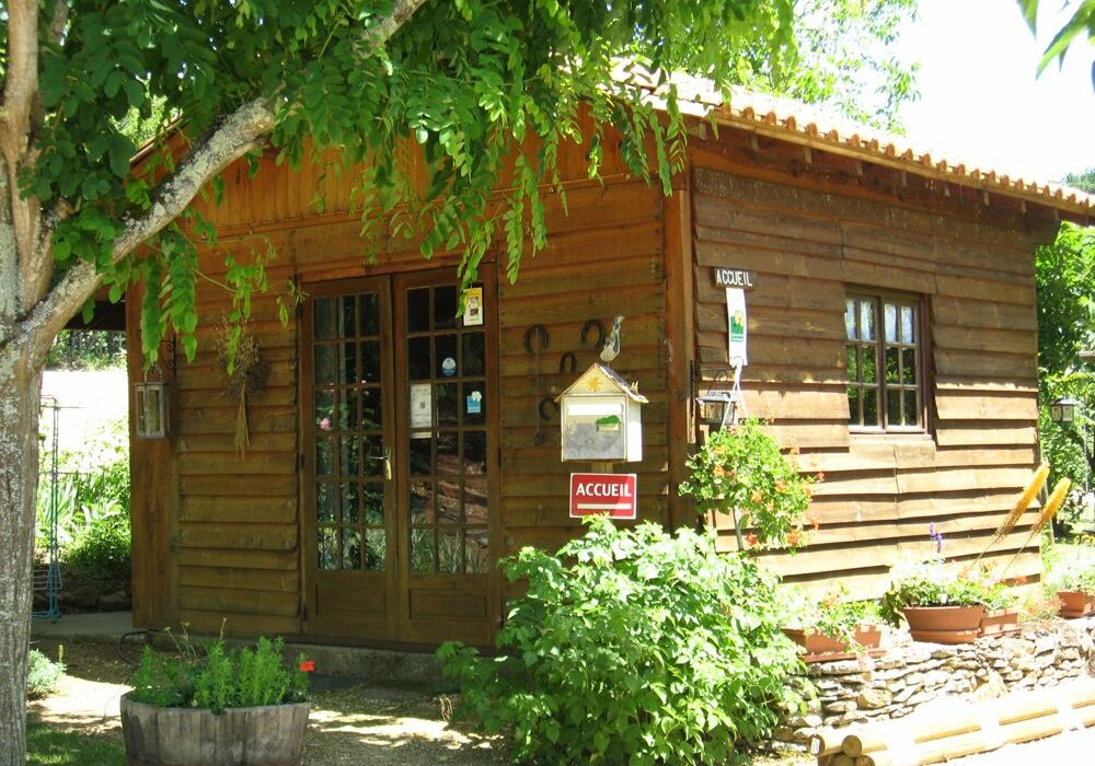 db626a0146dc4aaa8afad8af11b06949_lespierreschaudes4