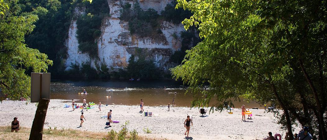 CREATOR: gd-jpeg v1.0 (using IJG JPEG v62), quality = 82