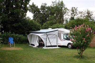 e54dc1b59a50c3557db109570a3ea91d_lespoutiroux3etoilesperigord2