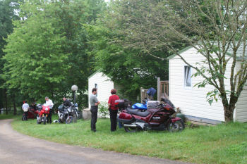 b99ae1a354bc41cb578ac4bf606a3aba_campinglafermedevilleneuve2